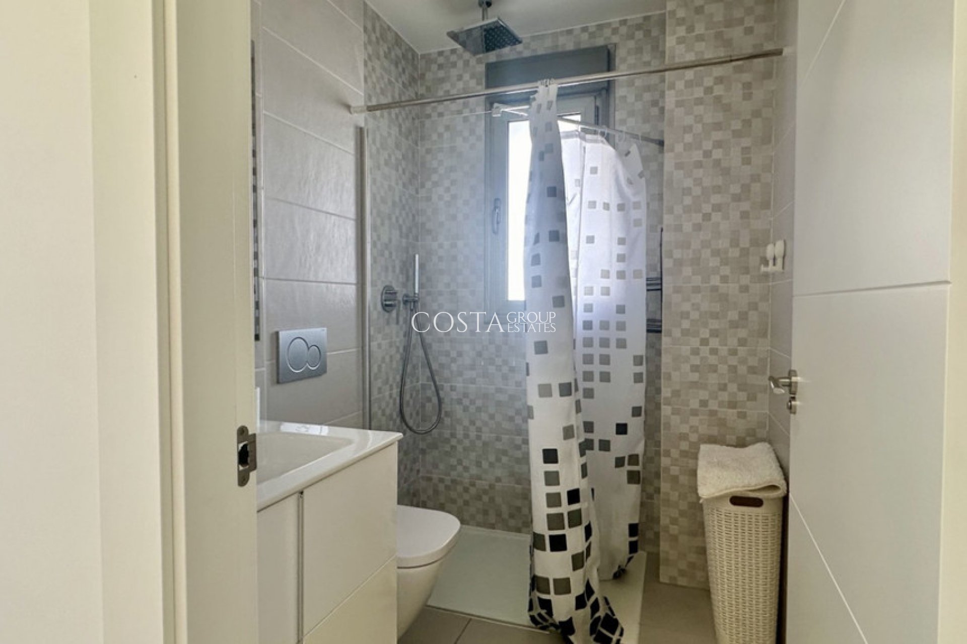 Resale - Apartments -
Orihuela Costa - Villamartin