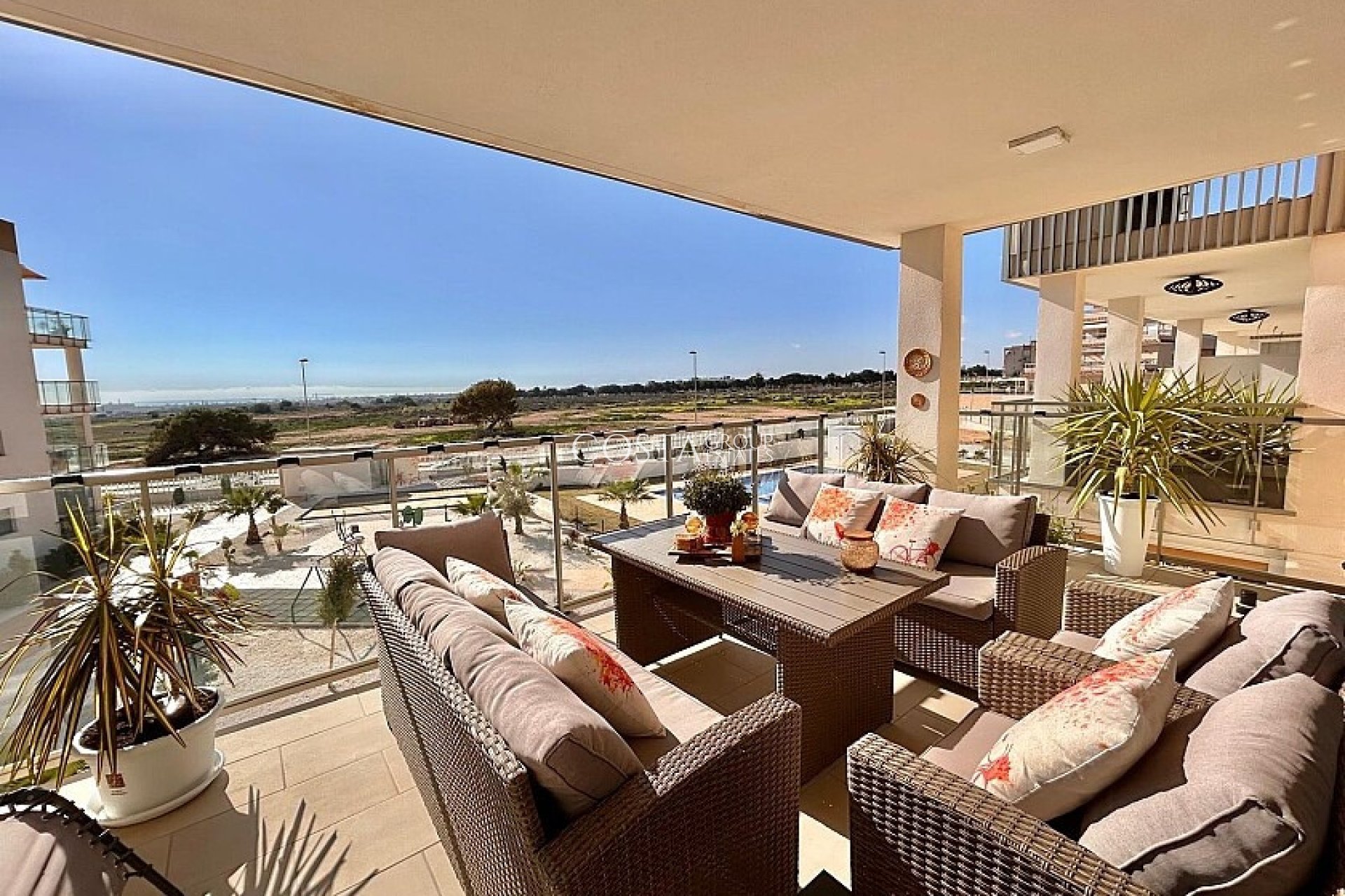 Resale - Apartments -
Orihuela Costa - Villamartin