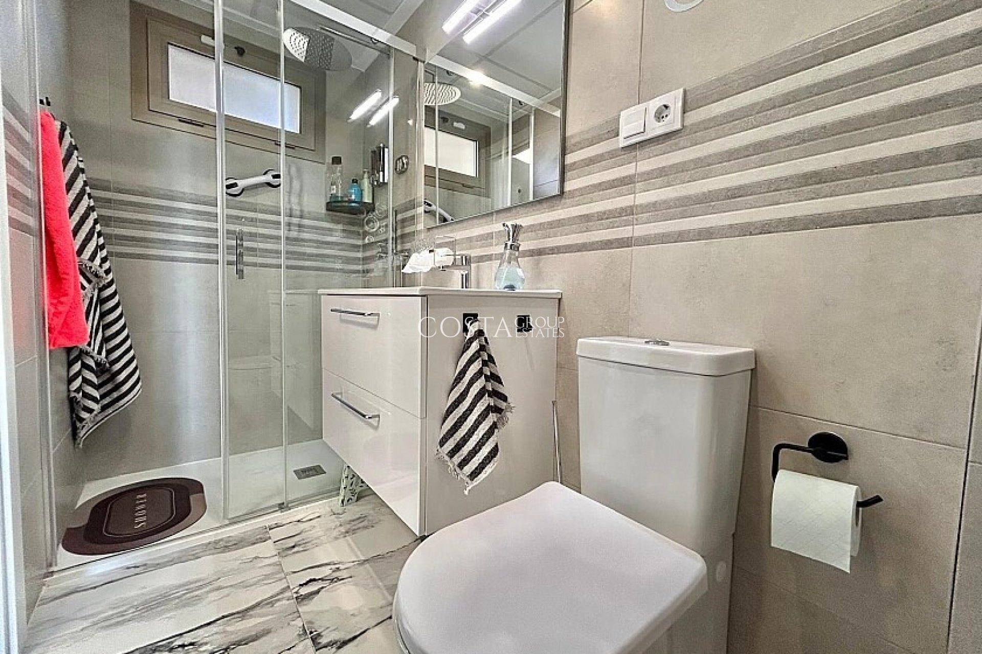 Resale - Apartments -
Orihuela Costa - Villamartin