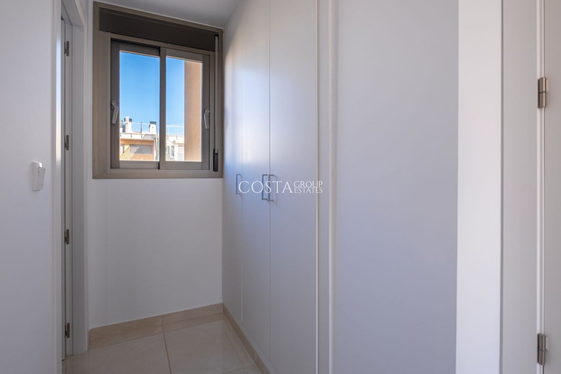 Resale - Apartments -
Orihuela Costa - Villamartin
