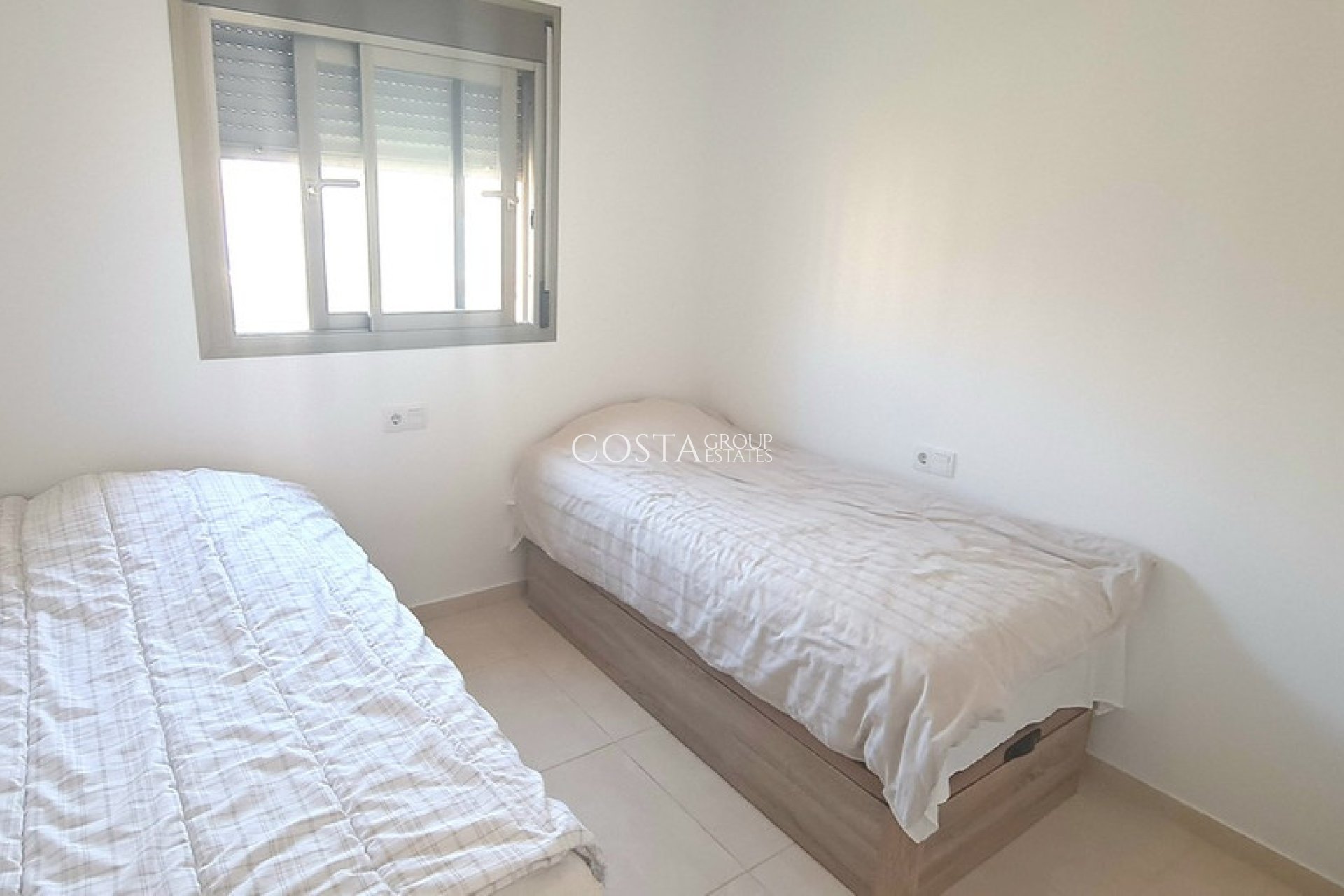 Resale - Apartments -
Orihuela Costa - Villamartin