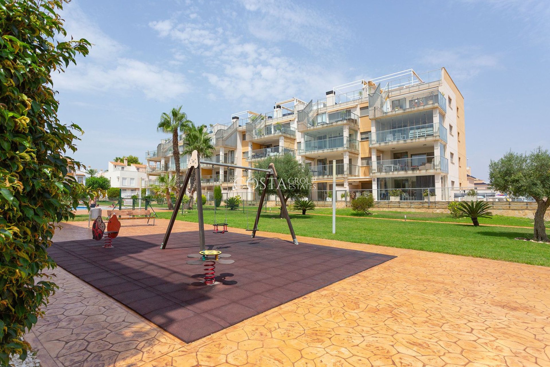 Resale - Apartments -
Orihuela Costa - Villamartin