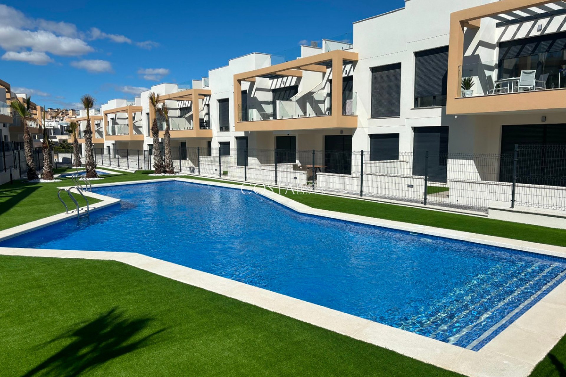 Resale - Apartments -
Orihuela Costa - Villamartin