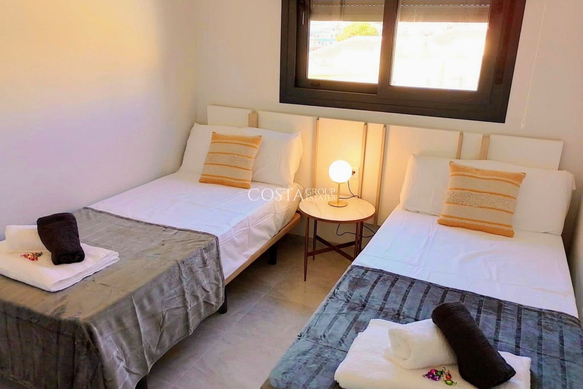 Resale - Apartments -
Orihuela Costa - Villamartin