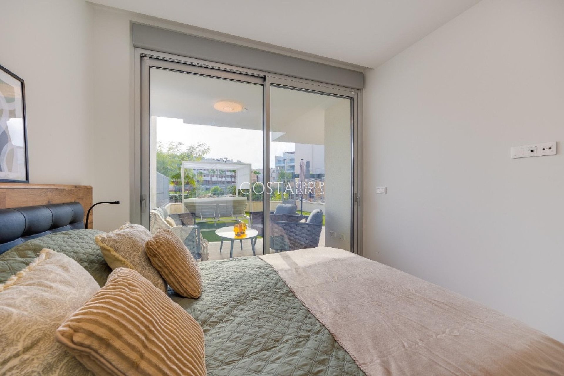 Resale - Apartments -
Orihuela Costa - Villamartin