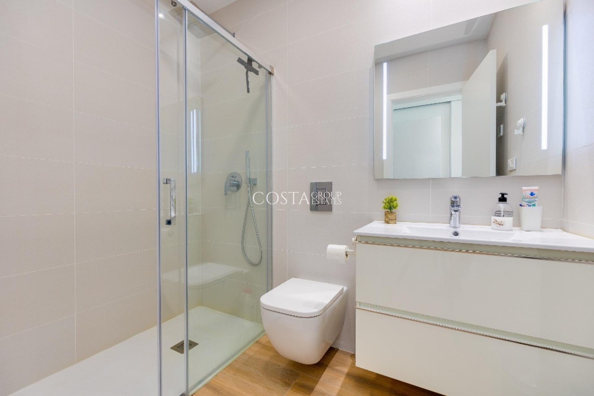 Resale - Apartments -
Orihuela Costa - Villamartin