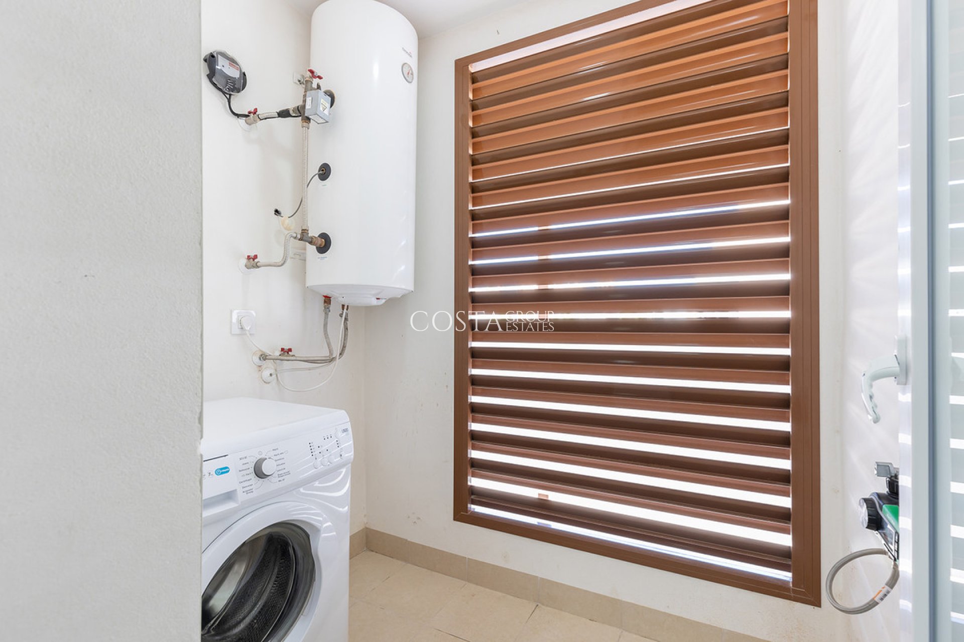 Resale - Apartments -
Orihuela Costa - Villamartin