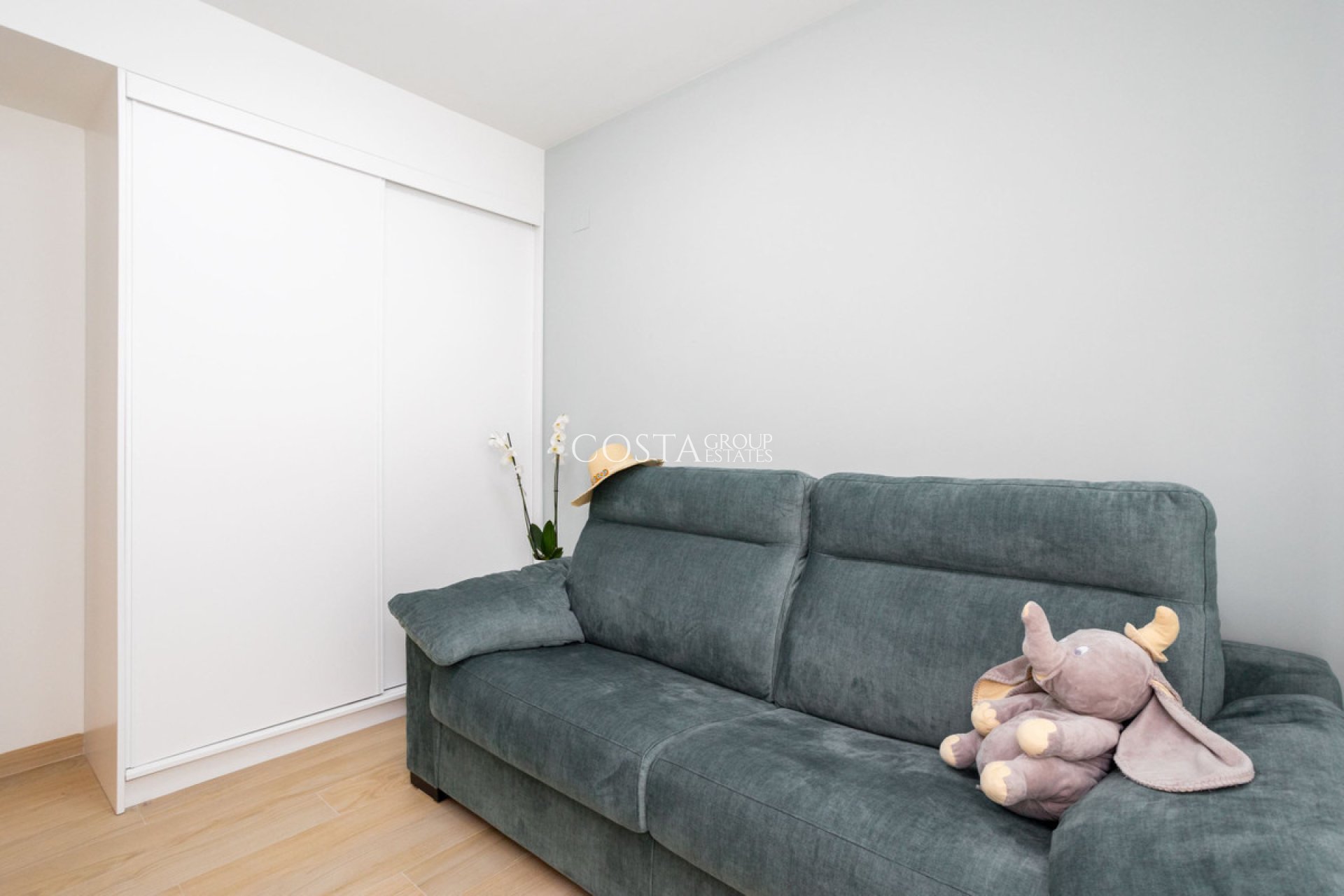 Resale - Apartments -
Orihuela Costa - Villamartin