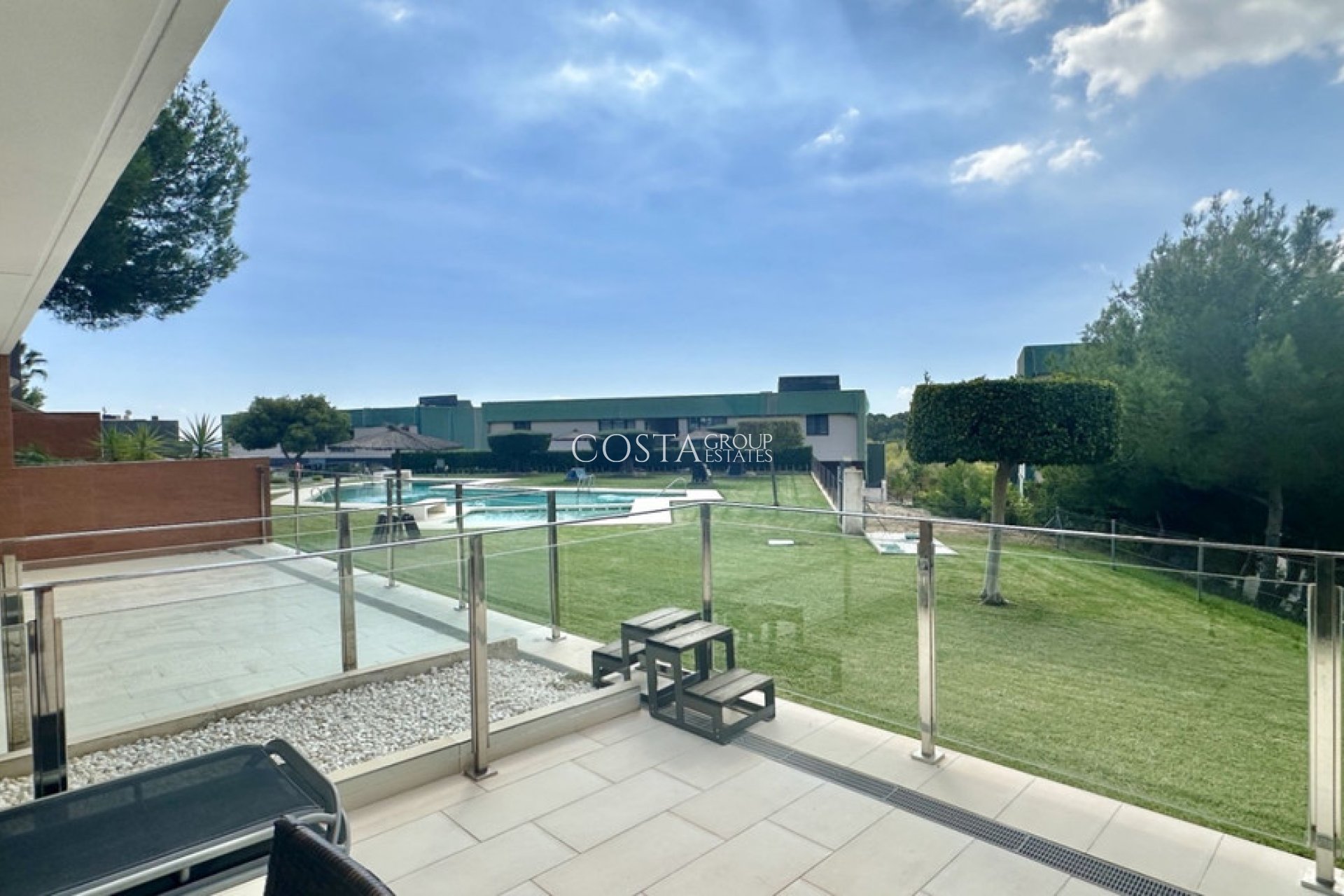 Resale - Apartments -
Orihuela Costa - Villamartin