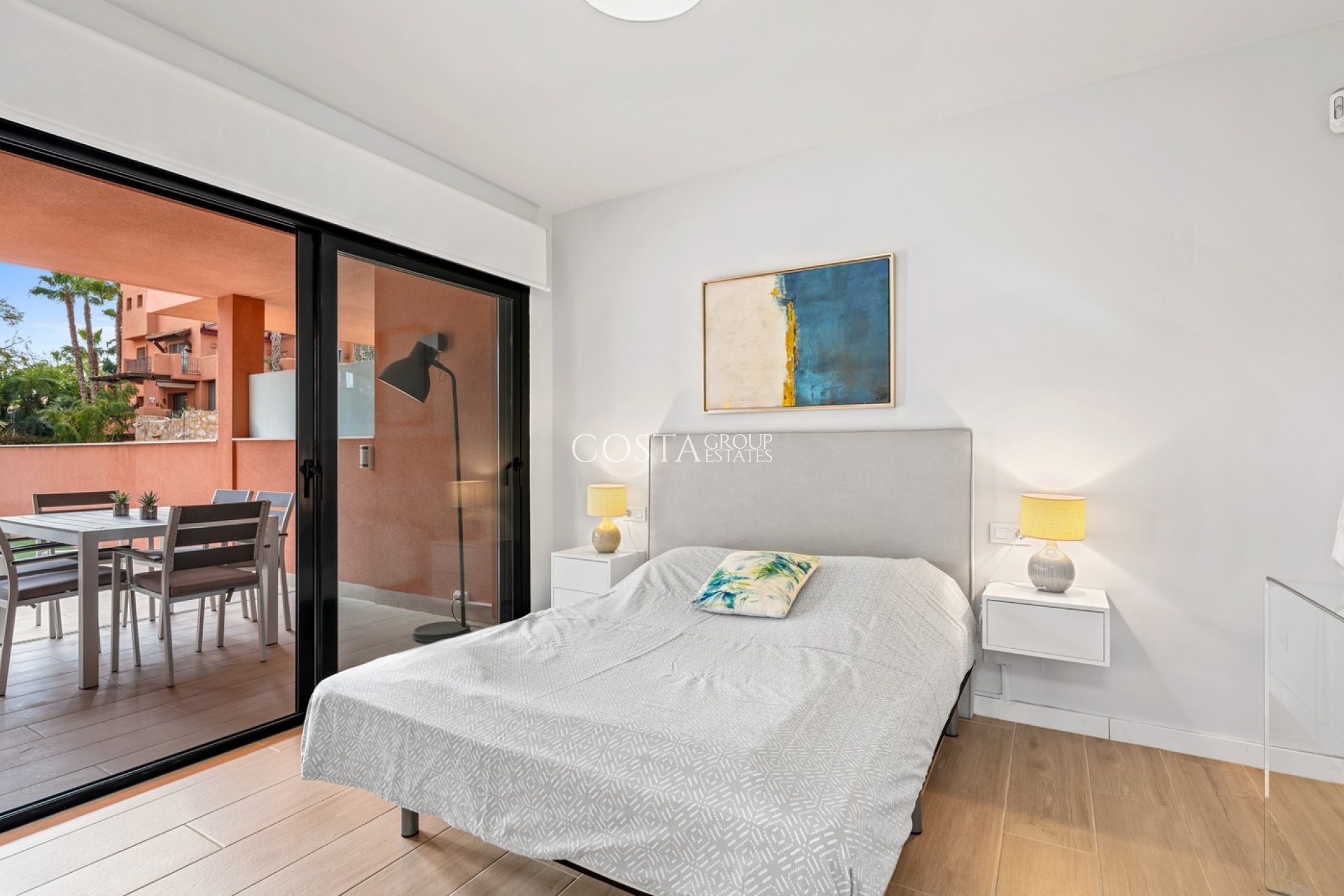 Resale - Apartments -
Orihuela Costa - Villamartín