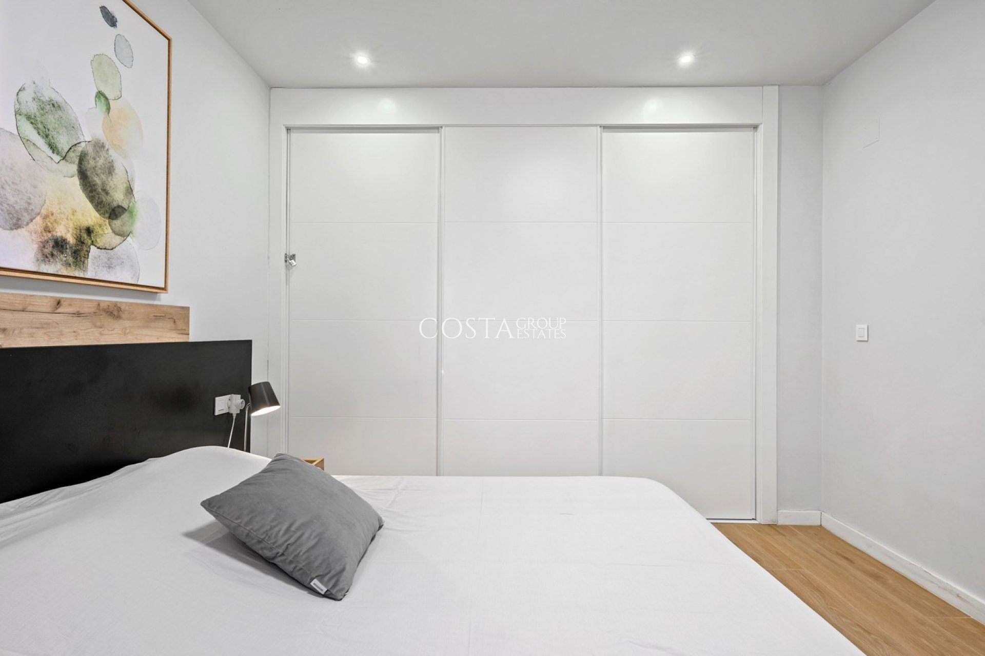 Resale - Apartments -
Orihuela Costa - Villamartín