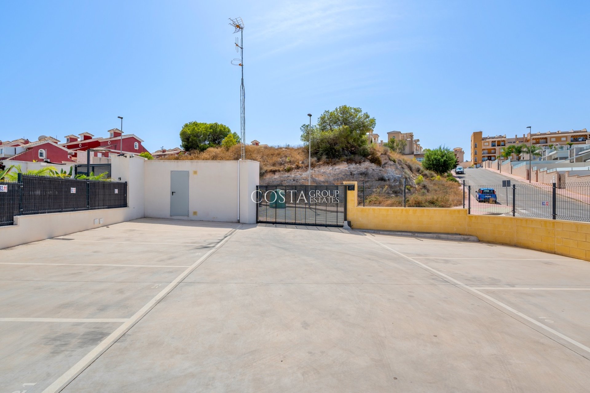 Resale - Apartments -
Orihuela Costa - Villamartin