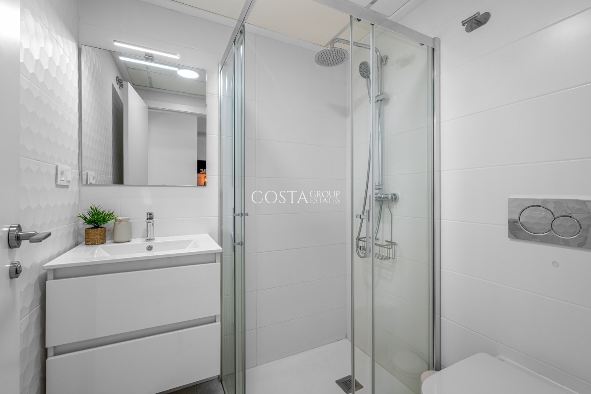 Resale - Apartments -
Orihuela Costa - Villamartin