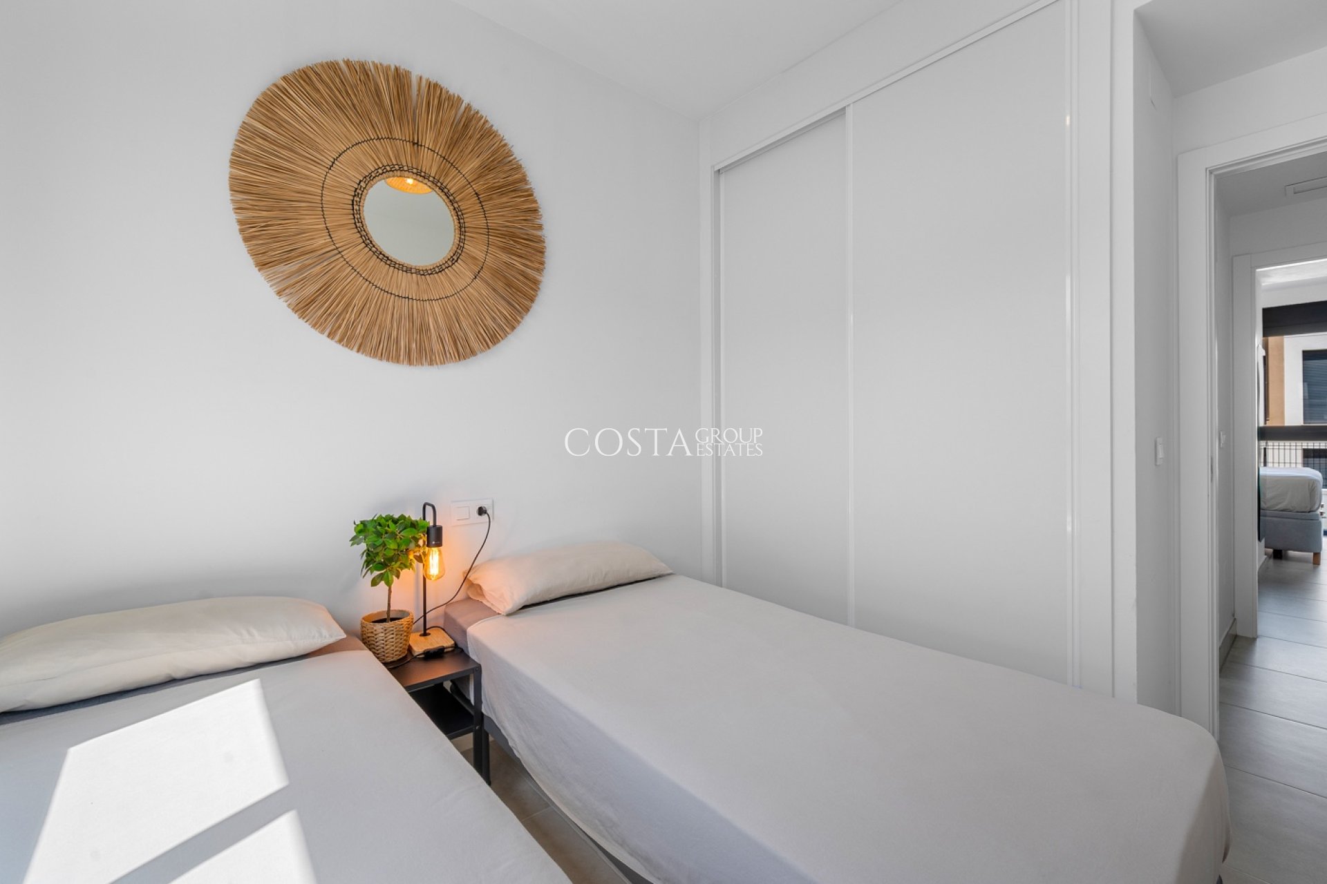 Resale - Apartments -
Orihuela Costa - Villamartin
