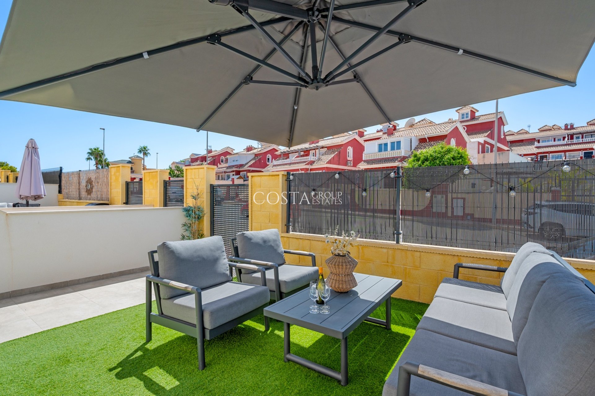 Resale - Apartments -
Orihuela Costa - Villamartin