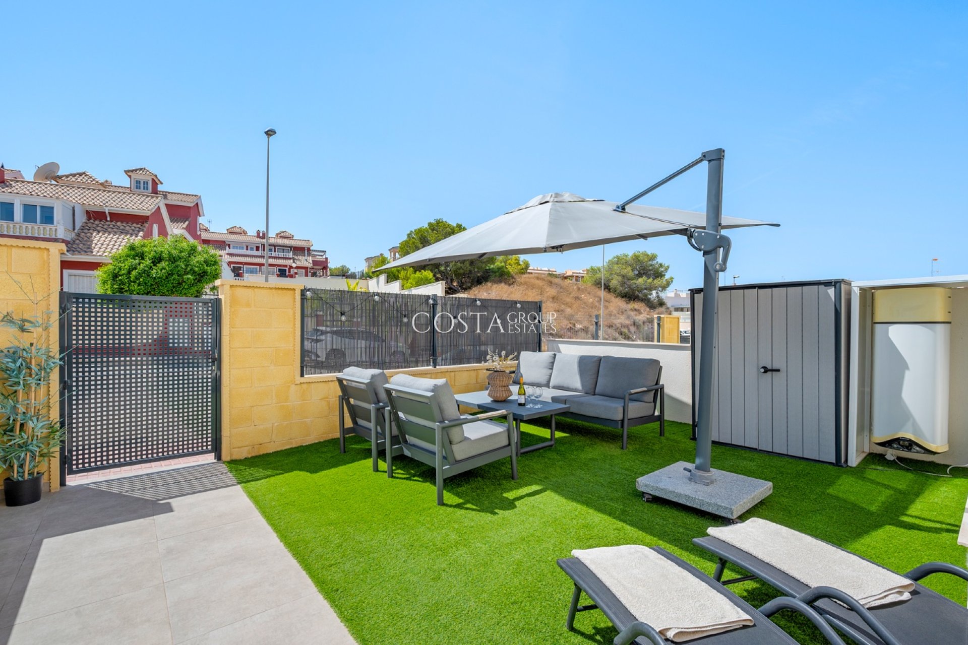 Resale - Apartments -
Orihuela Costa - Villamartin