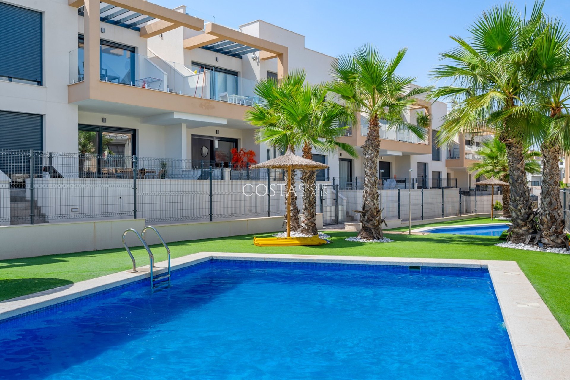 Resale - Apartments -
Orihuela Costa - Villamartin