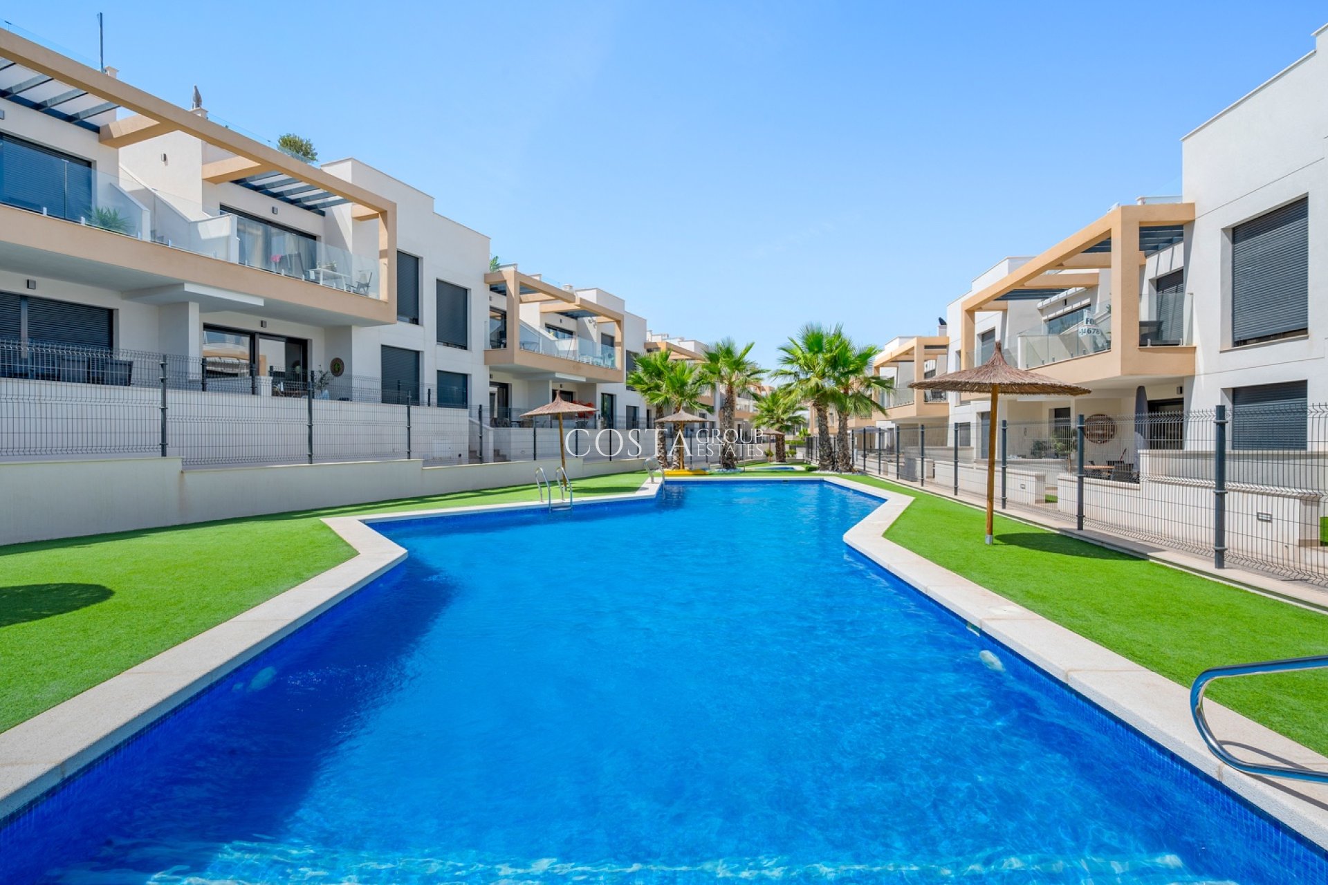 Resale - Apartments -
Orihuela Costa - Villamartin