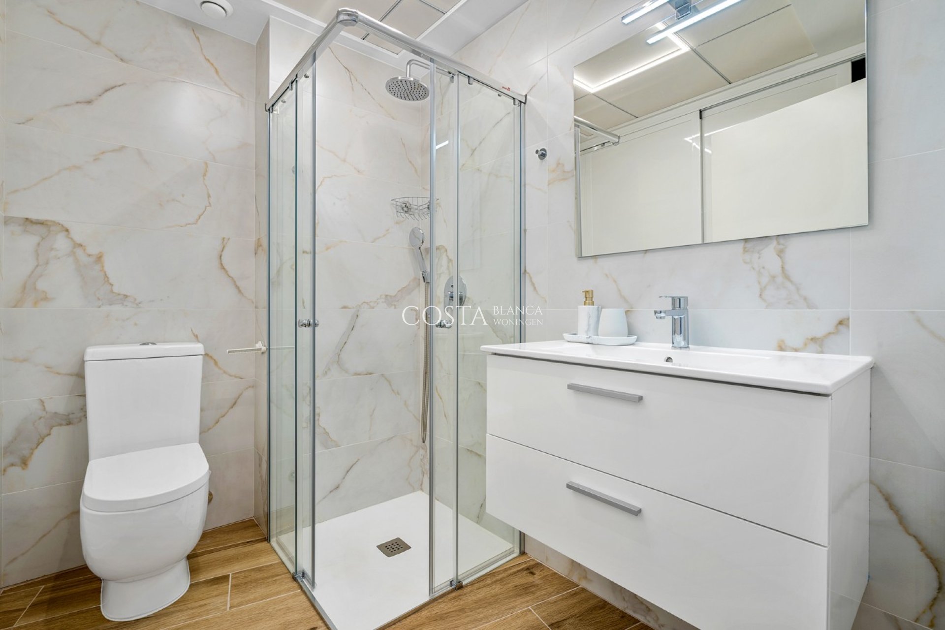 Resale - Apartments -
Orihuela Costa - Villamartín