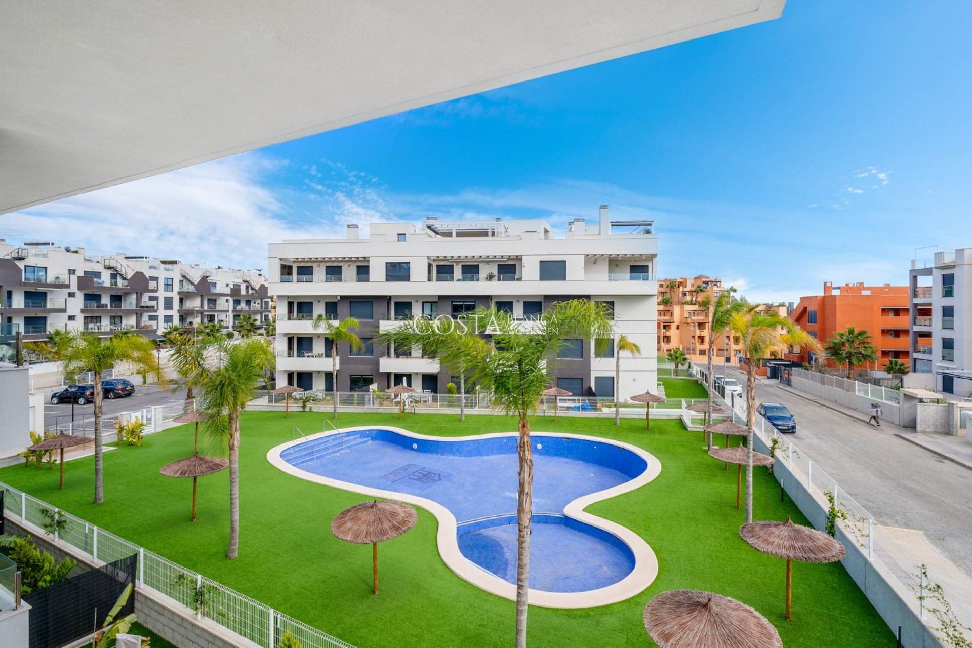 Resale - Apartments -
Orihuela Costa - Villamartín