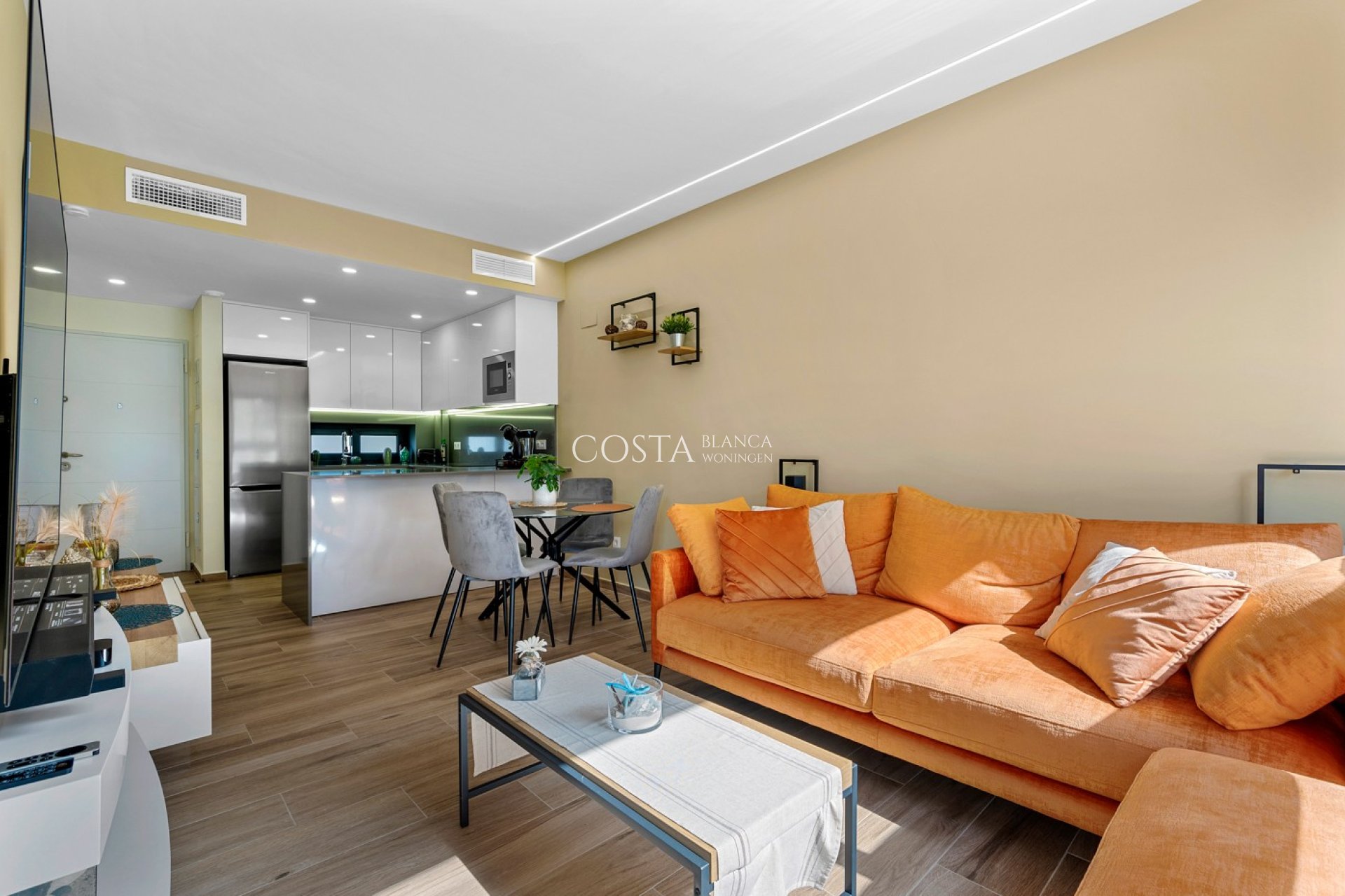 Resale - Apartments -
Orihuela Costa - Villamartín