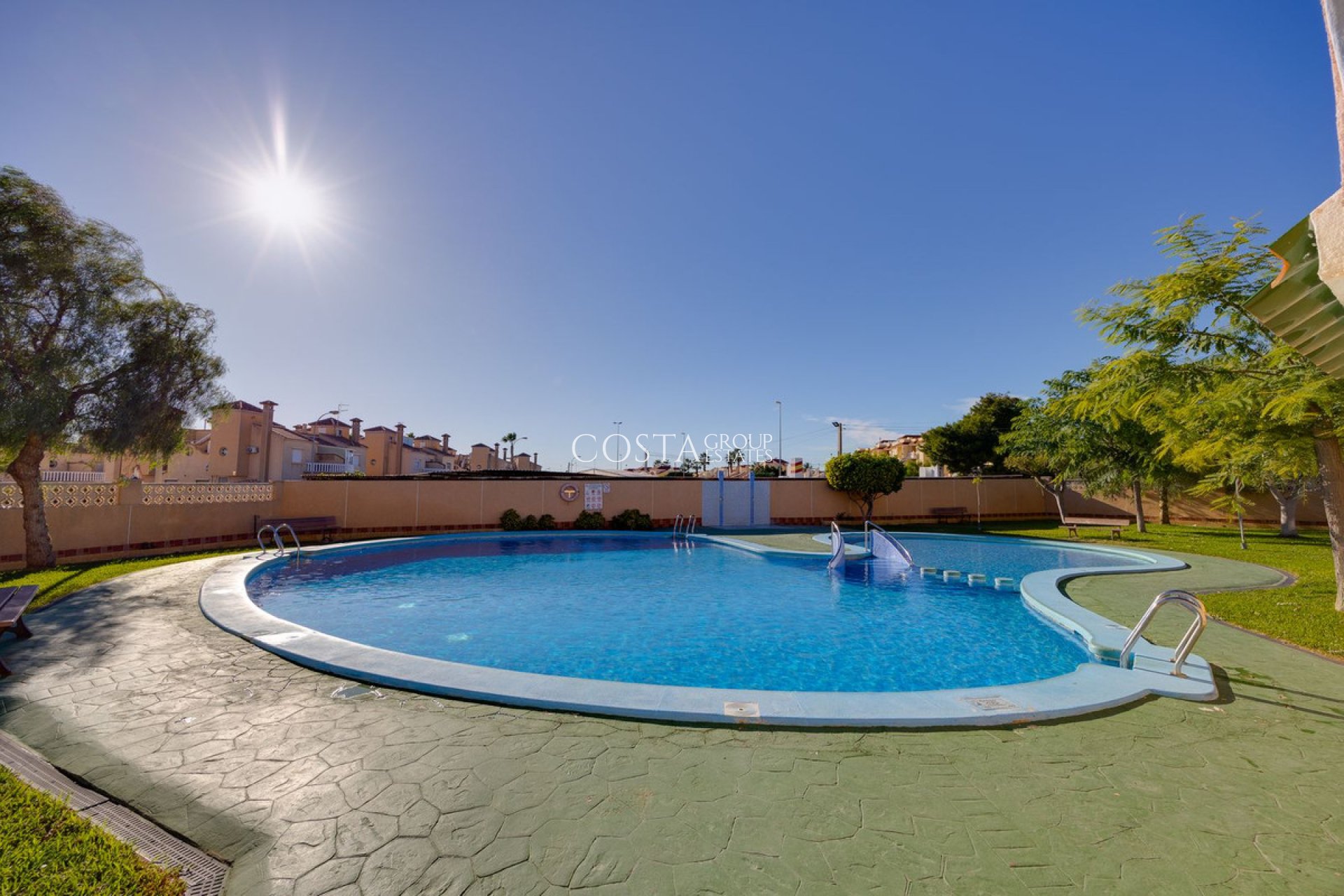 Resale - Apartments -
Orihuela Costa