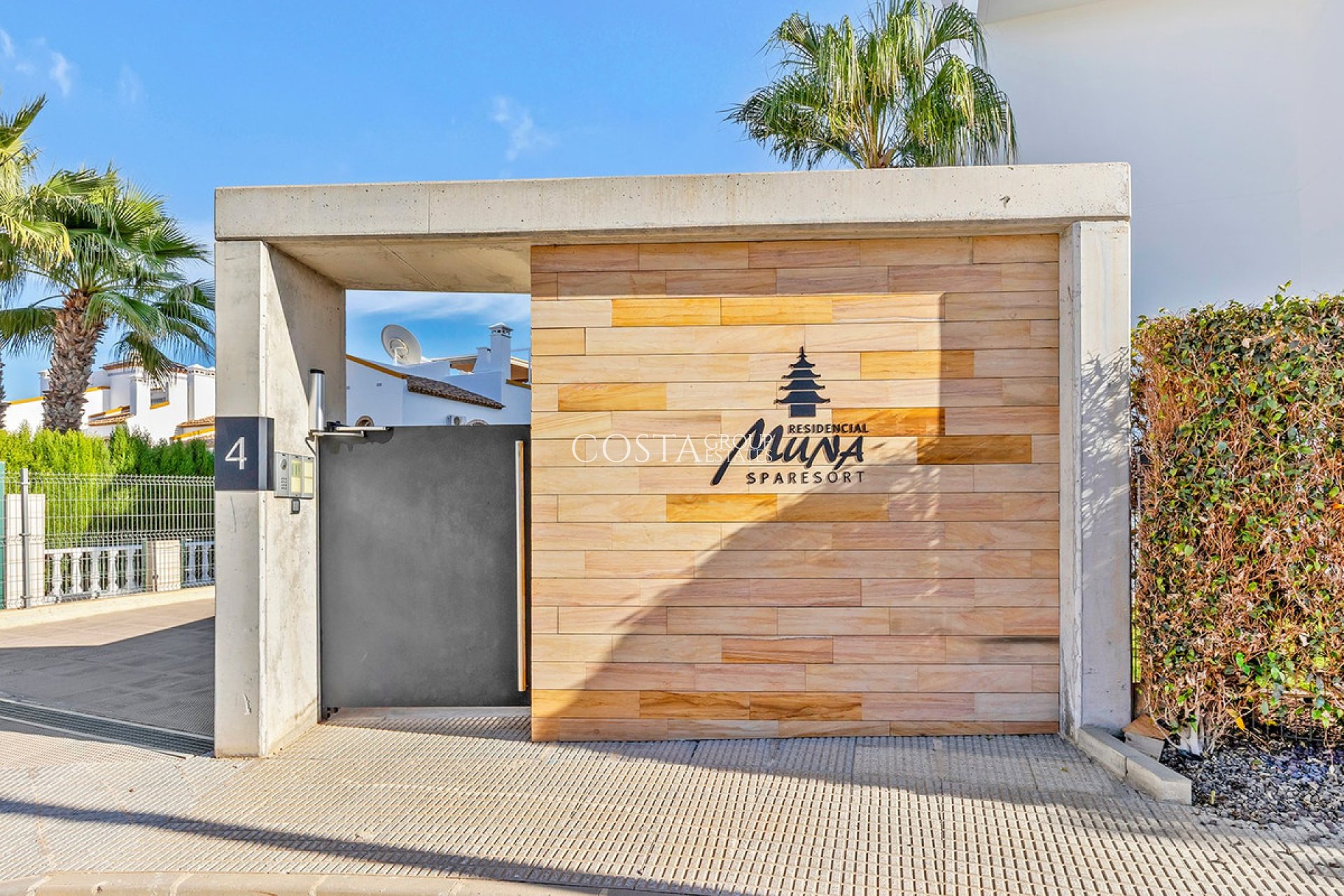 Resale - Apartments -
Orihuela Costa