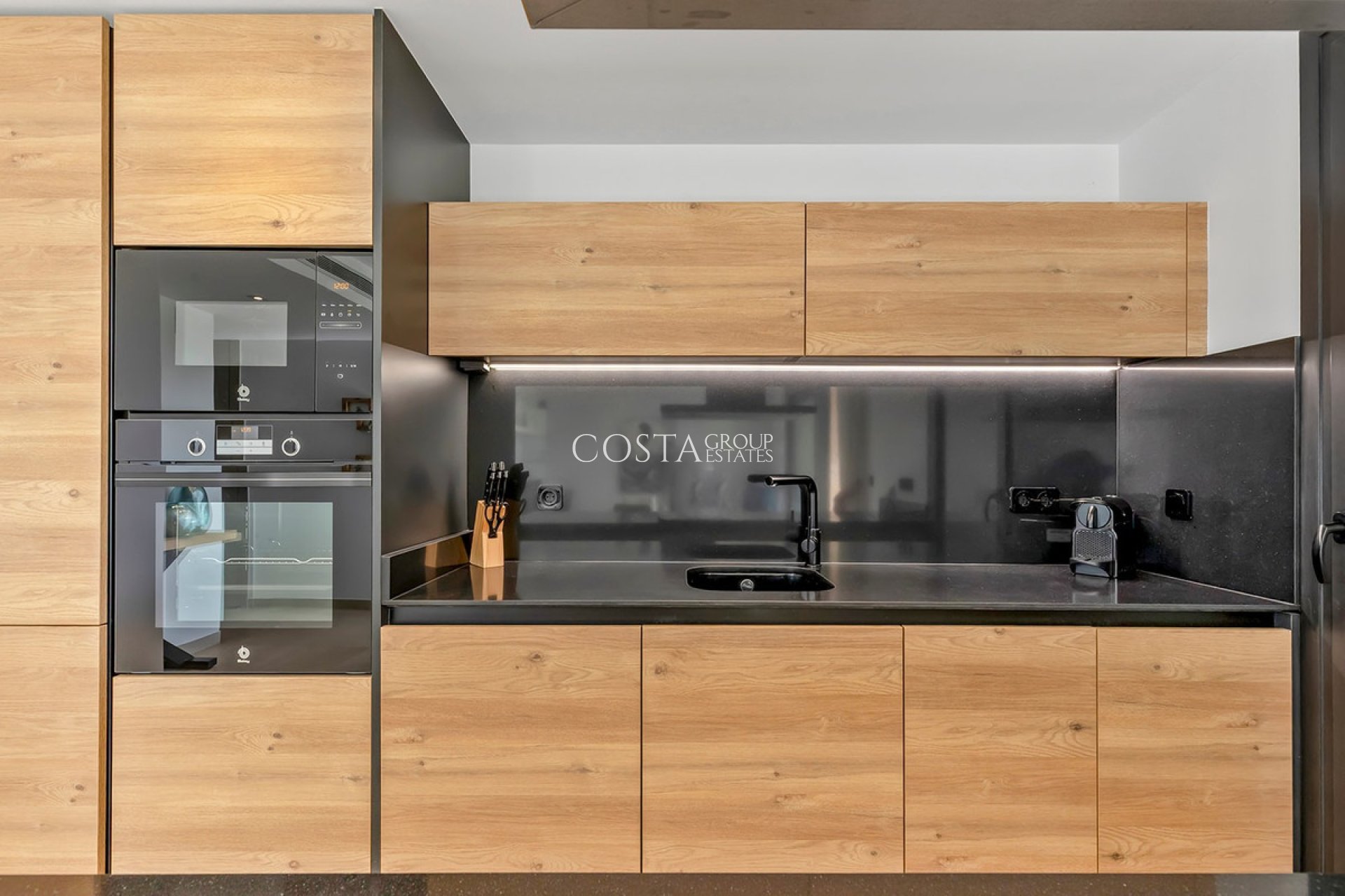 Resale - Apartments -
Orihuela Costa