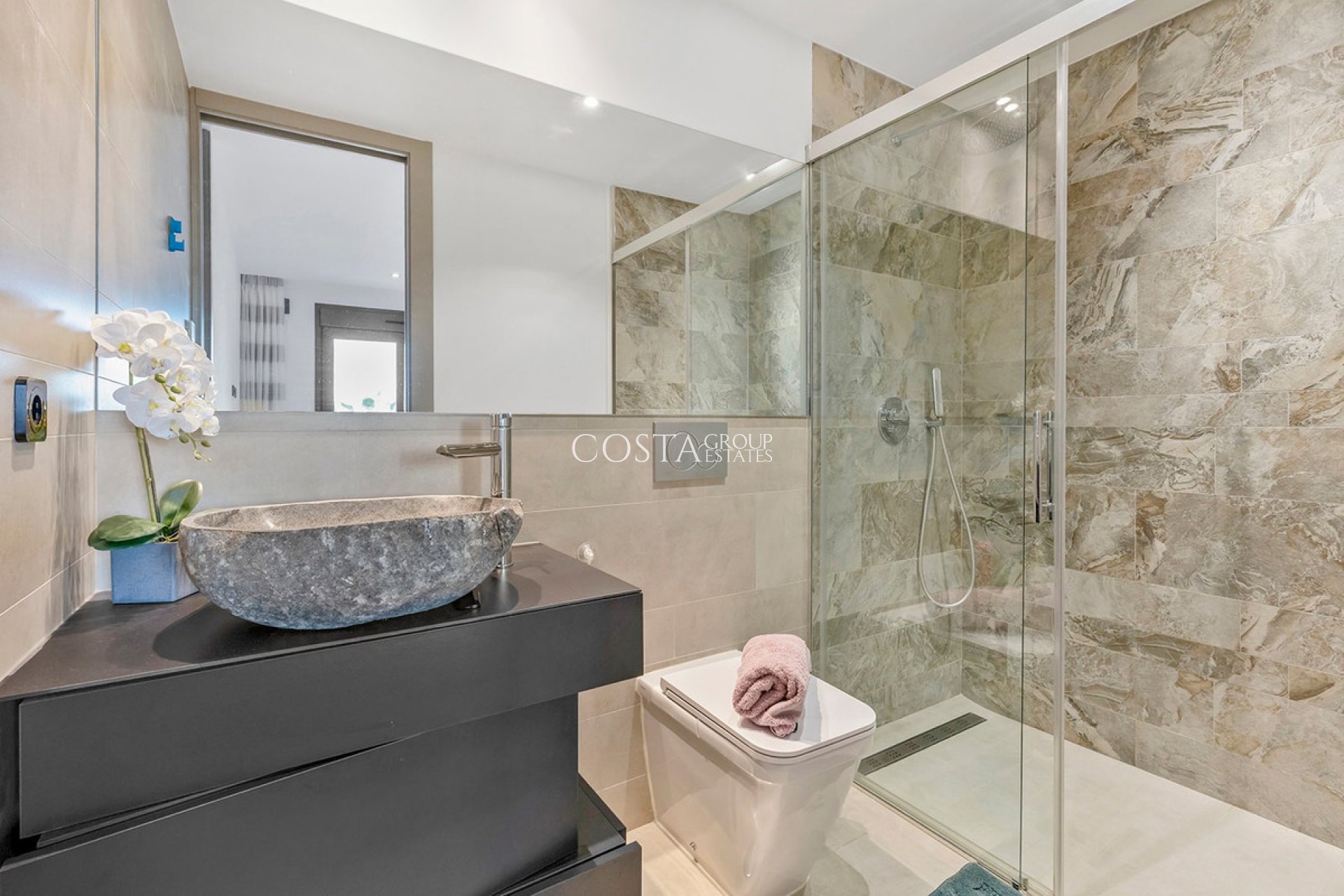 Resale - Apartments -
Orihuela Costa