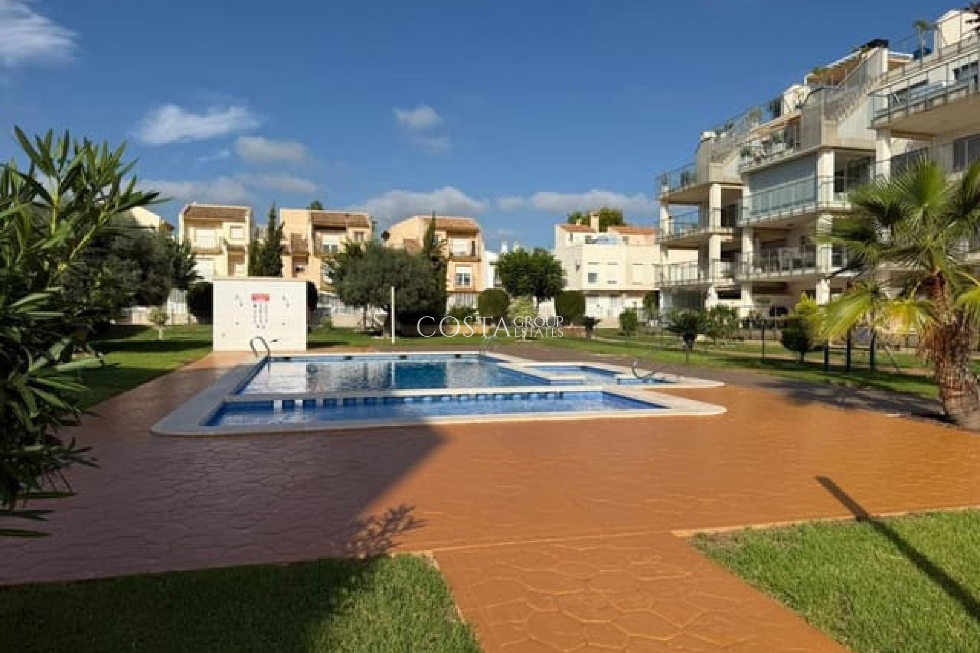 Resale - Apartments -
Orihuela Costa