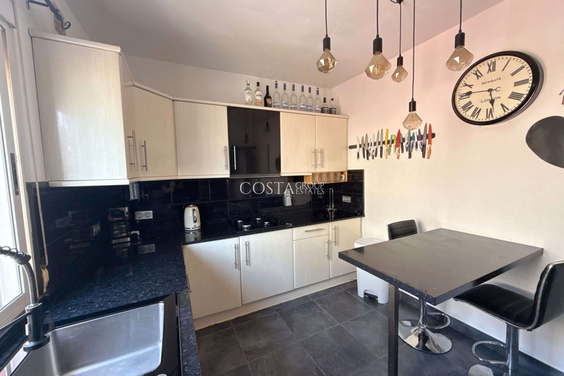 Resale - Apartments -
Orihuela - El Galan