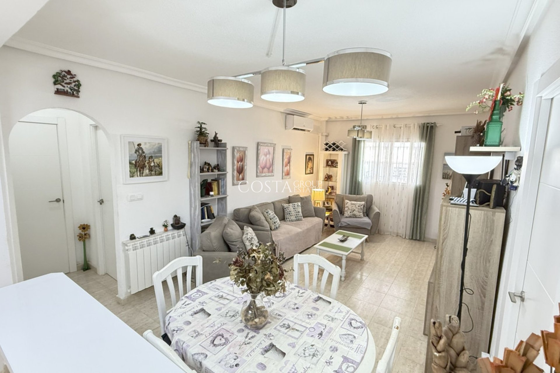 Resale - Apartments -
Orihuela - La Zenia