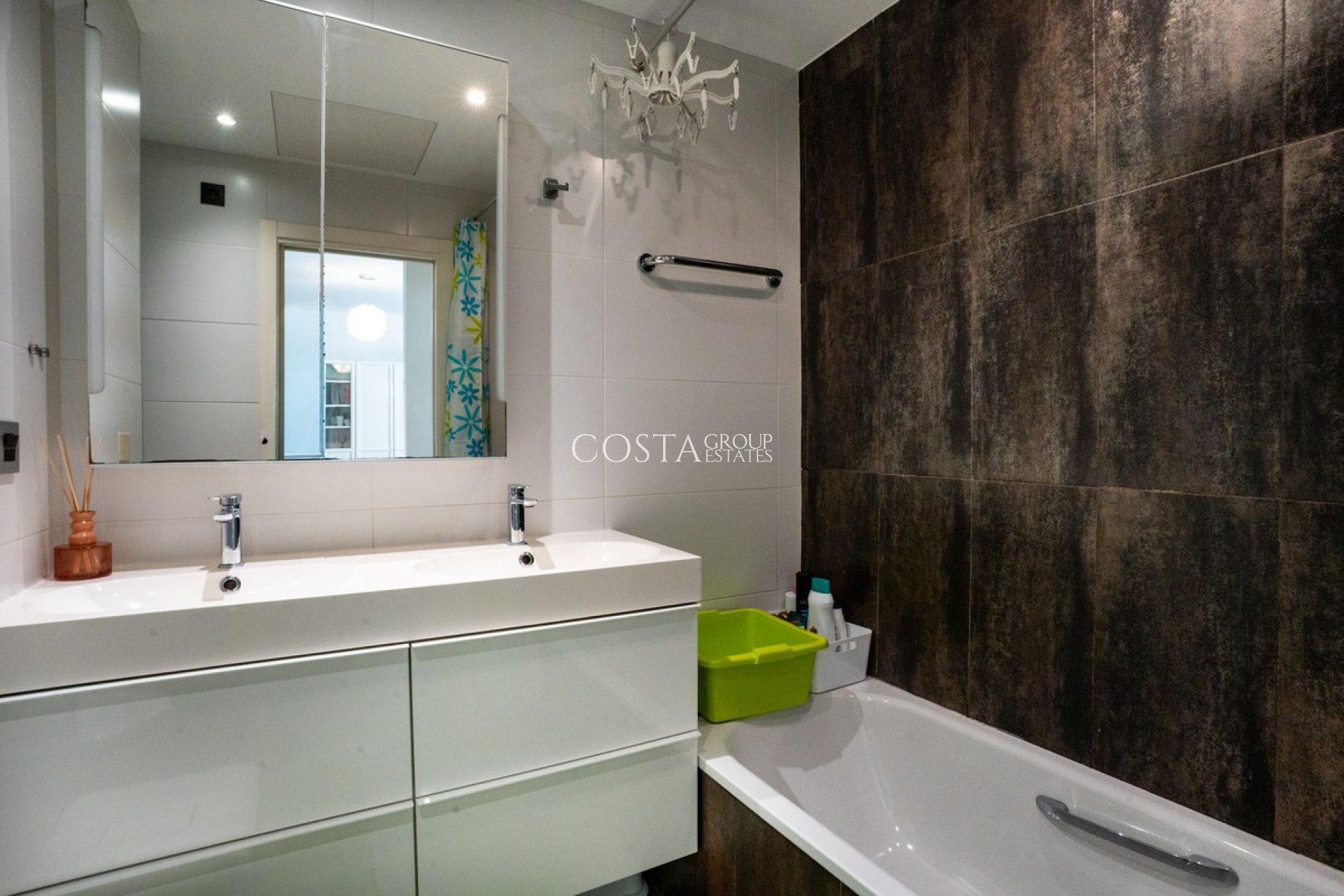 Resale - Apartments -
Orihuela - La Zenia