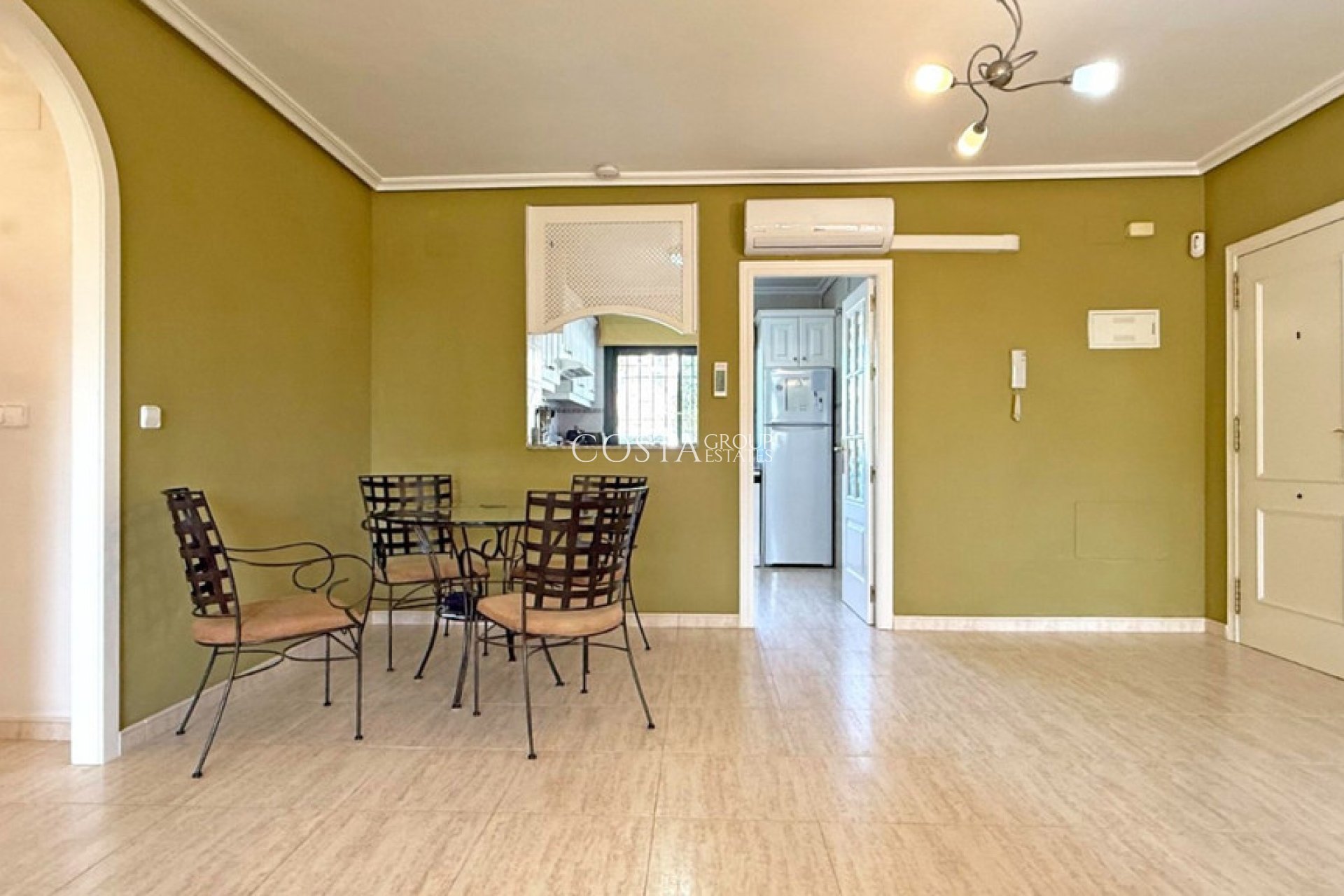 Resale - Apartments -
Orihuela - Lomas De Campoamor