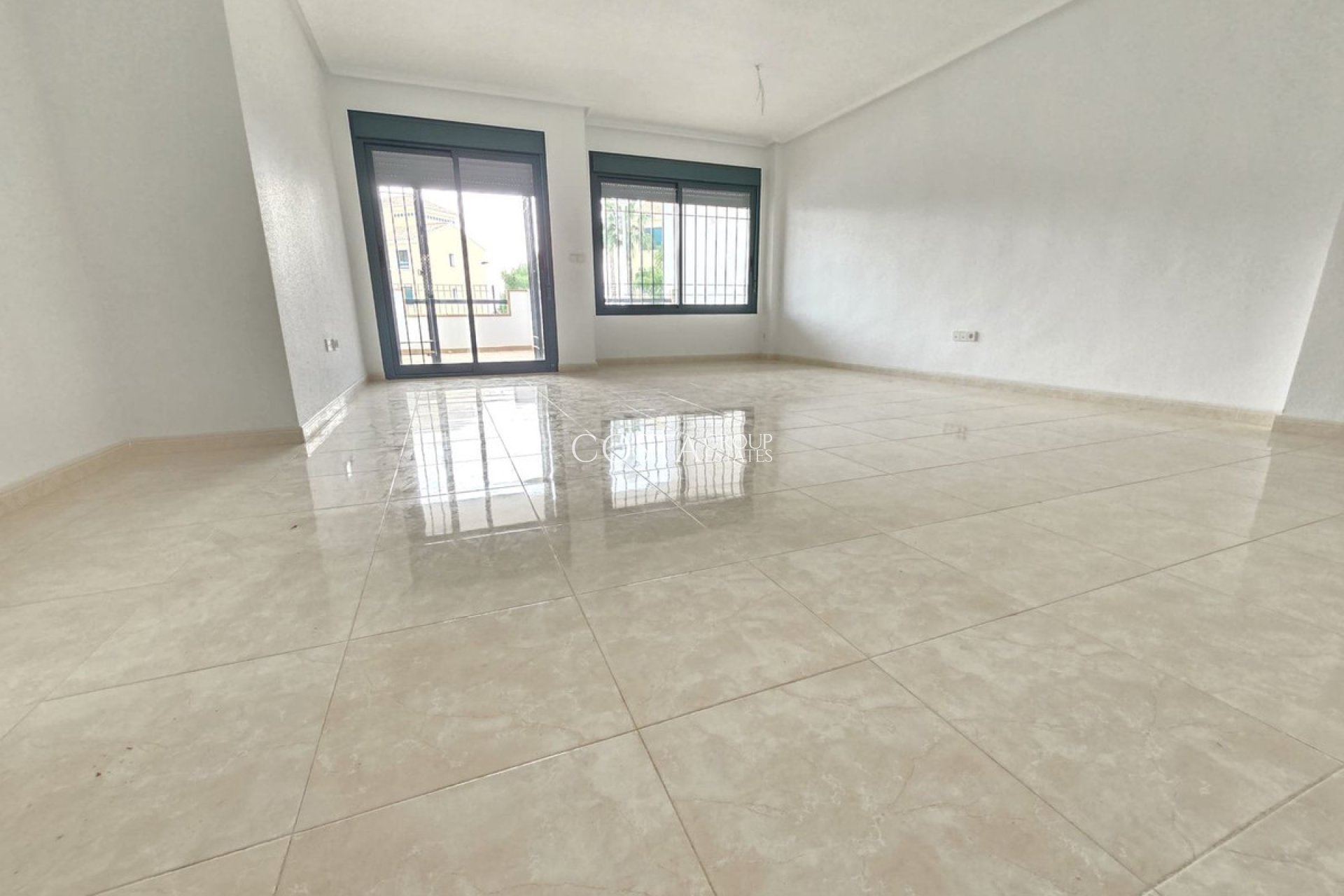 Resale - Apartments -
Orihuela - Lomas De Campoamor