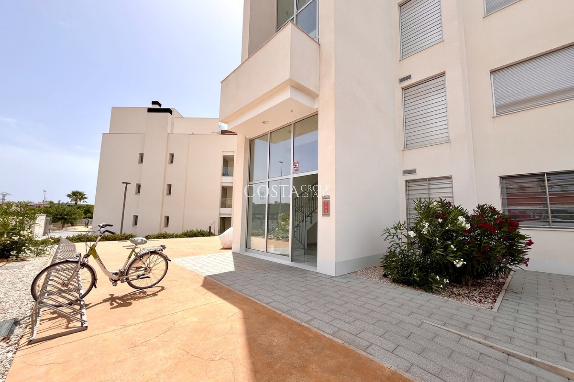 Resale - Apartments -
Orihuela - Los Dolses
