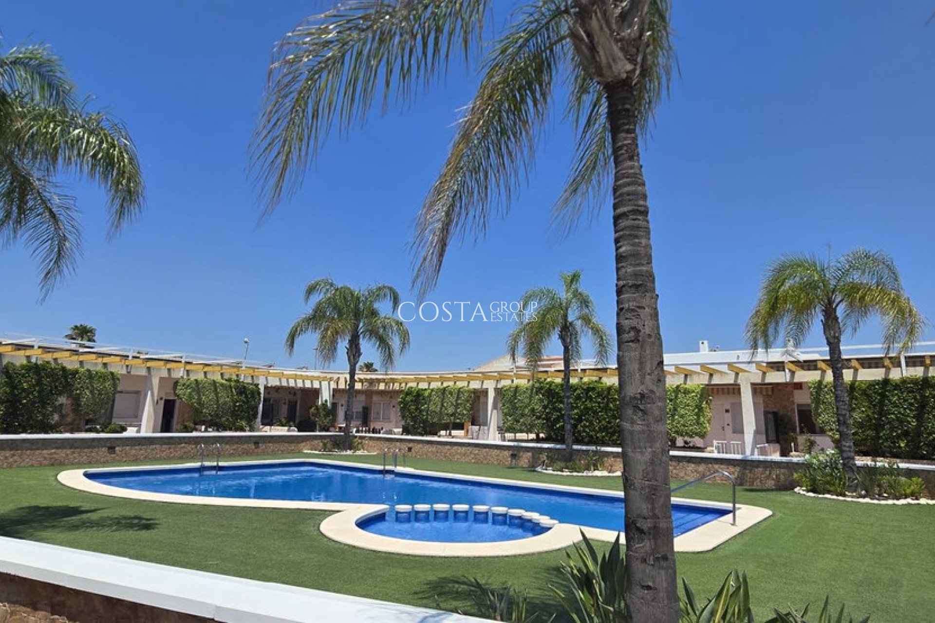 Resale - Apartments -
Orihuela - Mil Palmeras