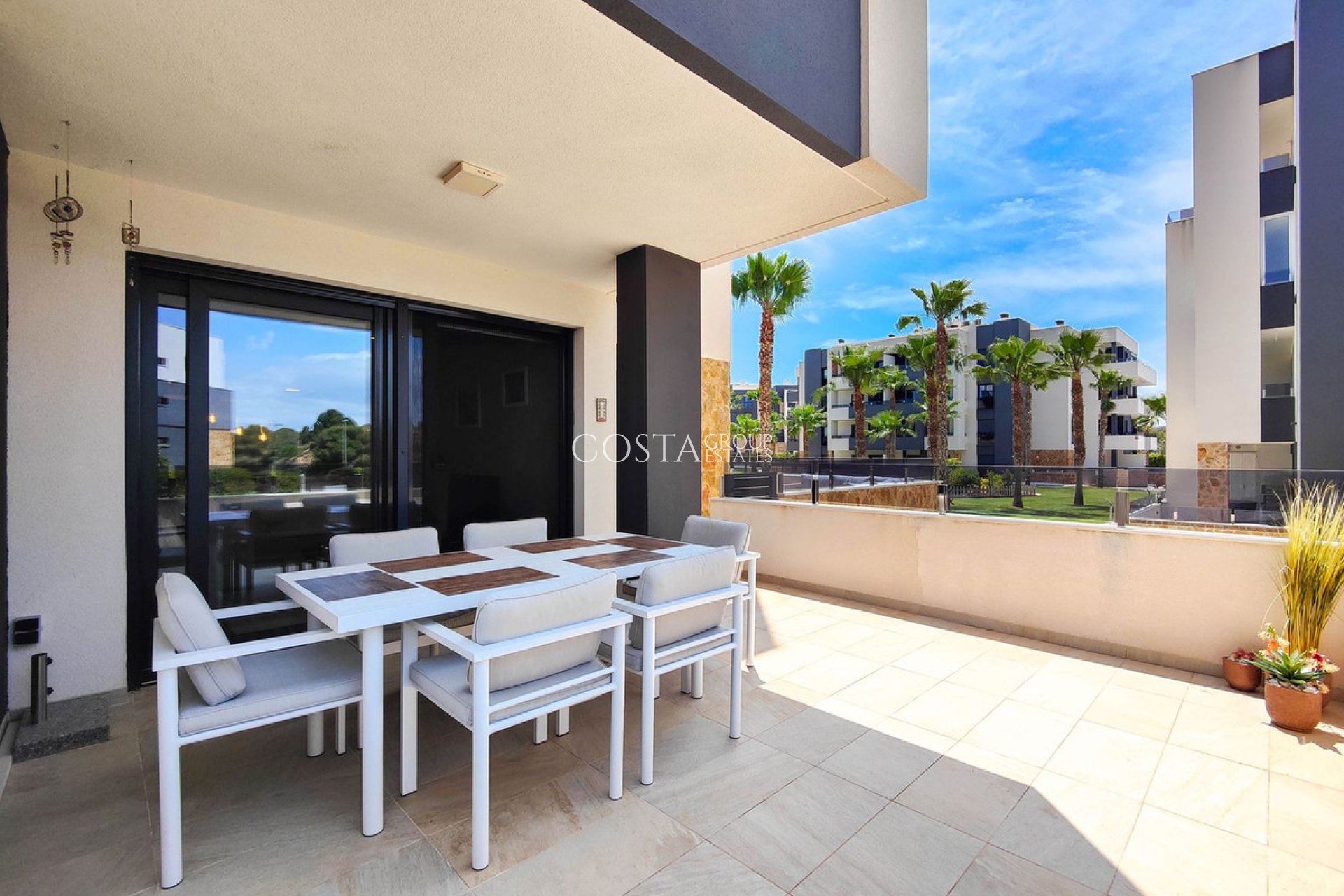 Resale - Apartments -
Orihuela - Orihuela Costa