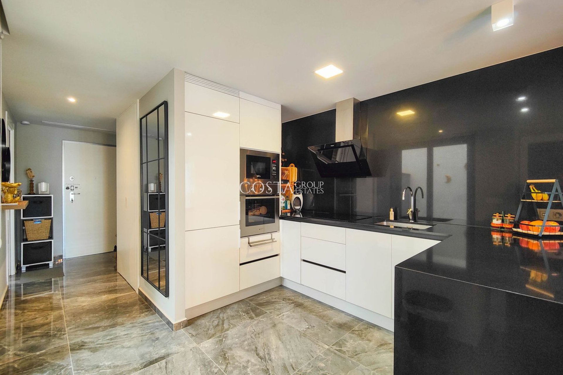 Resale - Apartments -
Orihuela - Orihuela Costa