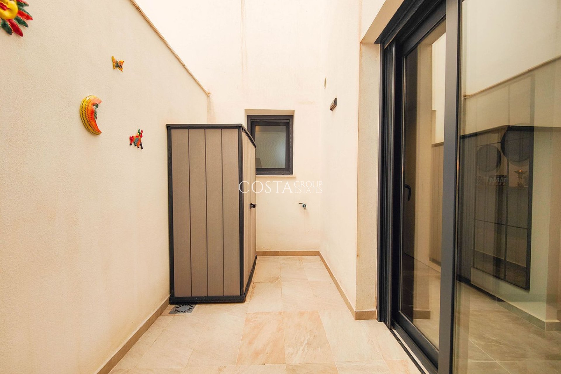 Resale - Apartments -
Orihuela - Orihuela Costa