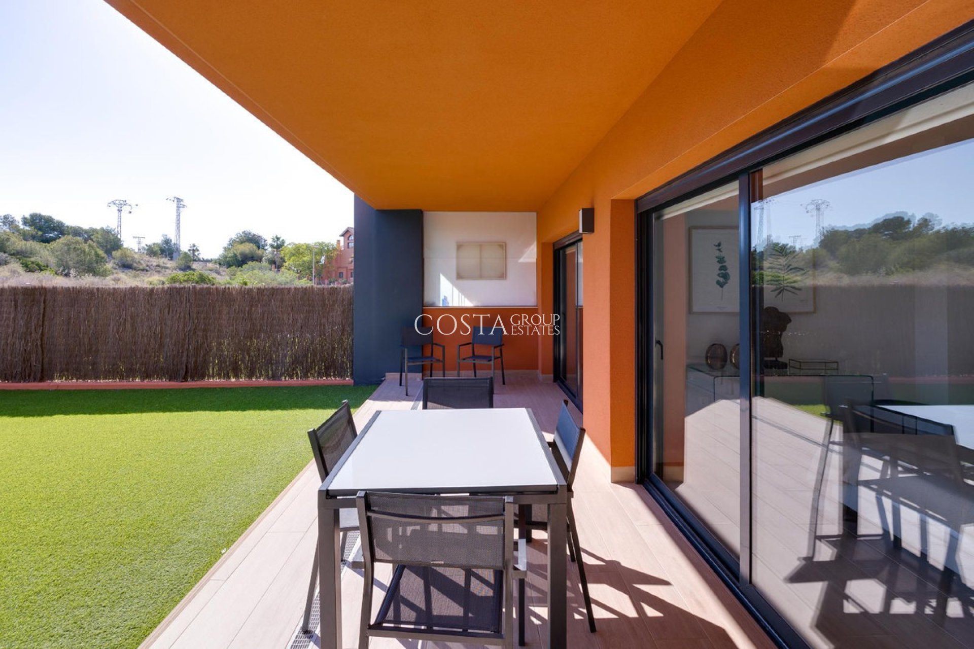 Resale - Apartments -
Orihuela - Orihuela Costa