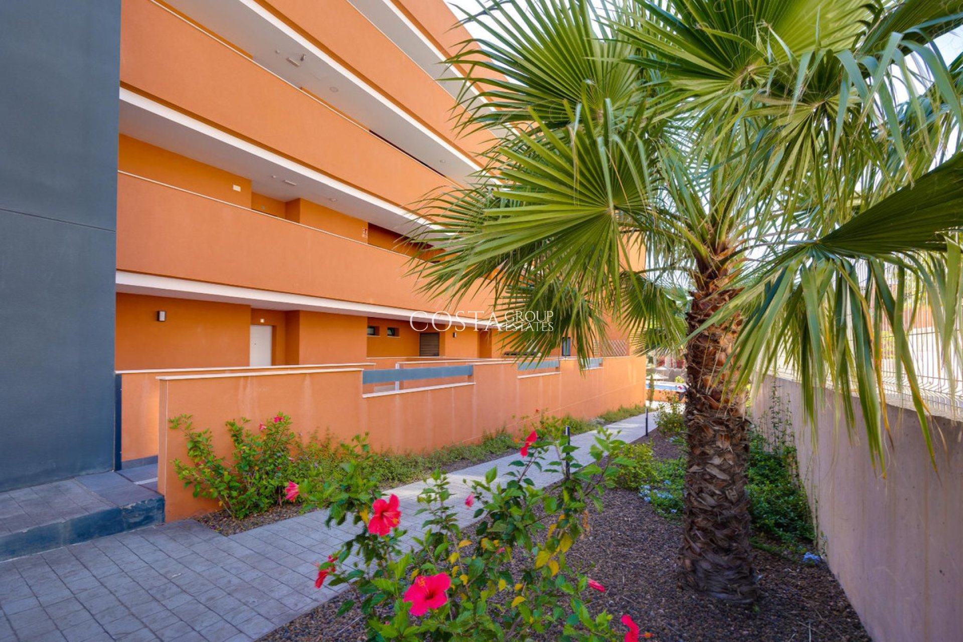 Resale - Apartments -
Orihuela - Orihuela Costa