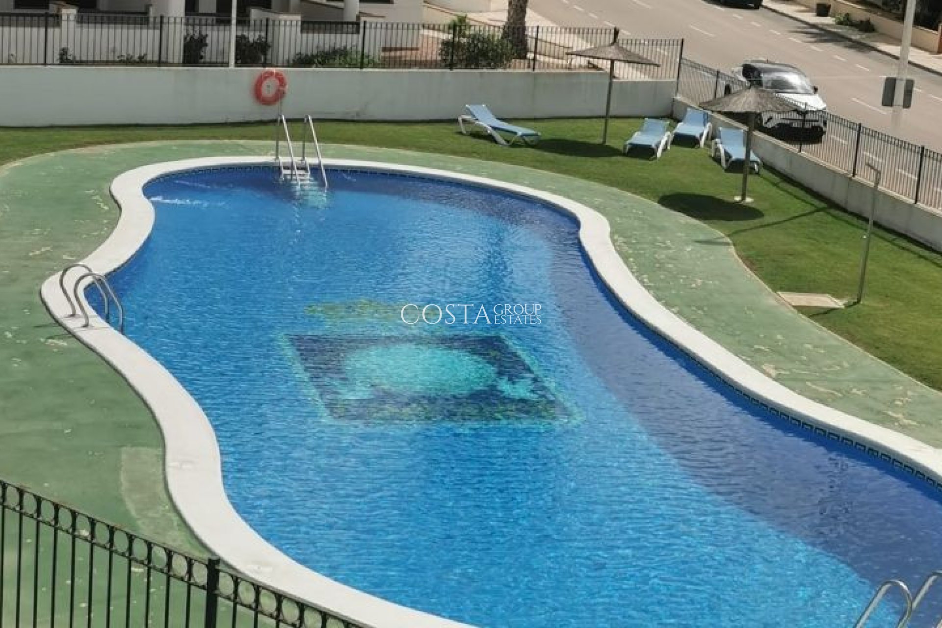 Resale - Apartments -
Orihuela - Orihuela Costa