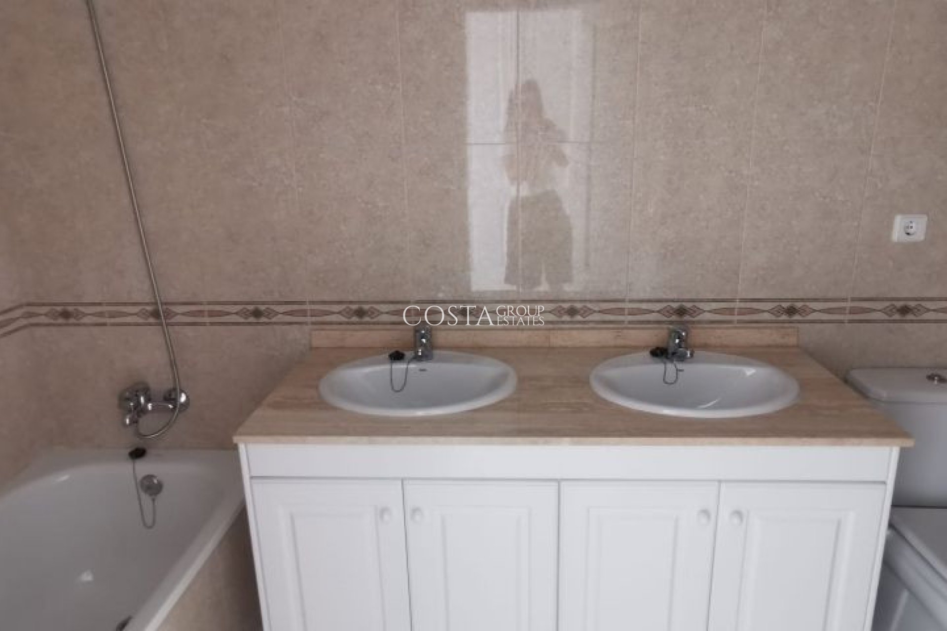 Resale - Apartments -
Orihuela - Orihuela Costa