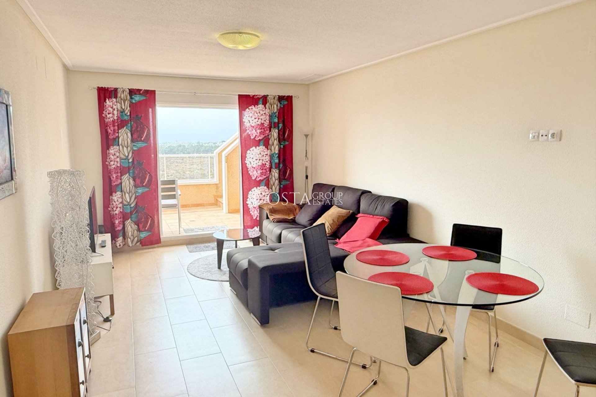 Resale - Apartments -
Orihuela - Orihuela Costa