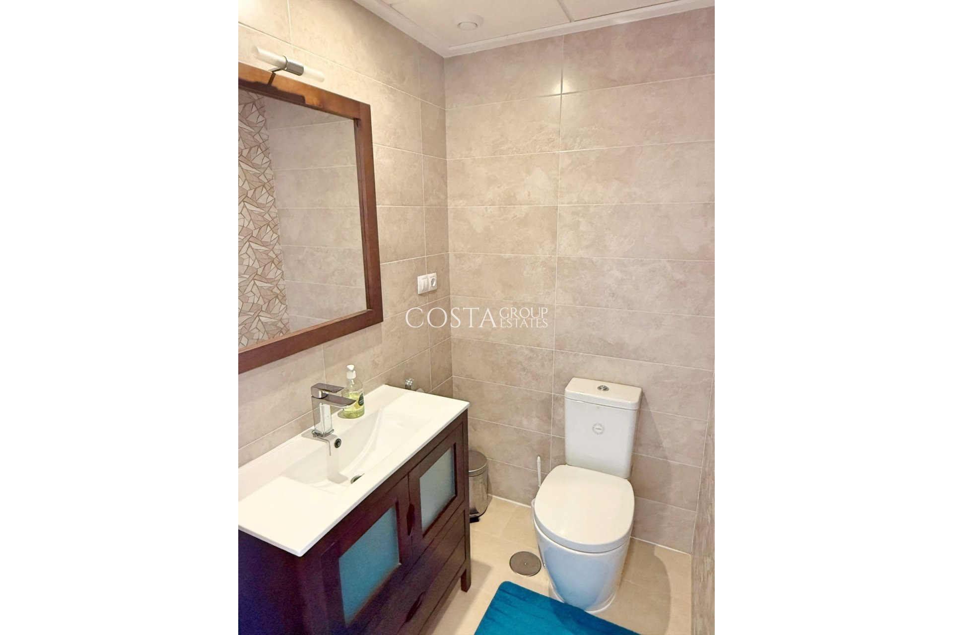 Resale - Apartments -
Orihuela - Orihuela Costa