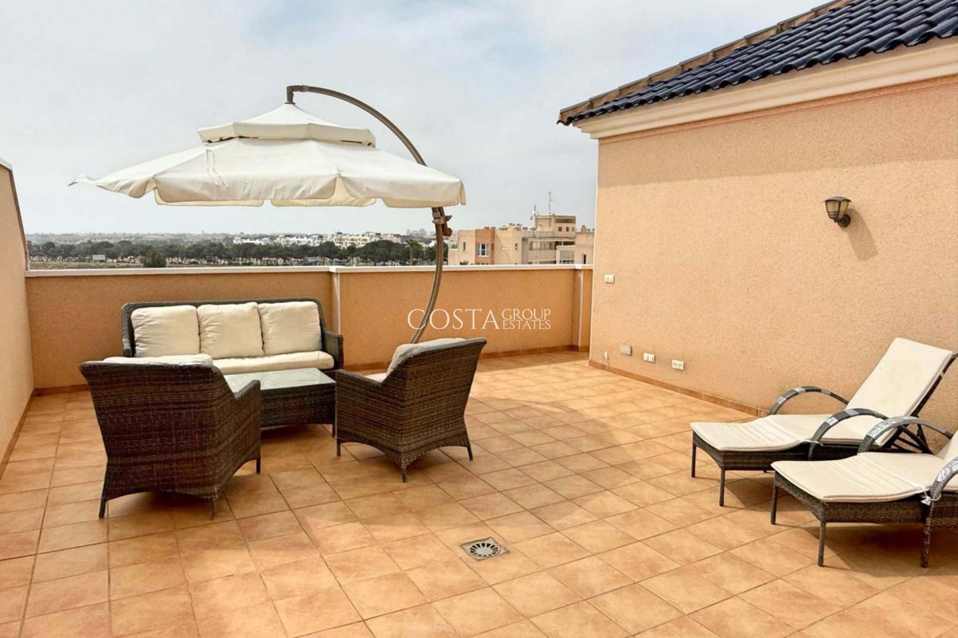 Resale - Apartments -
Orihuela - Orihuela Costa