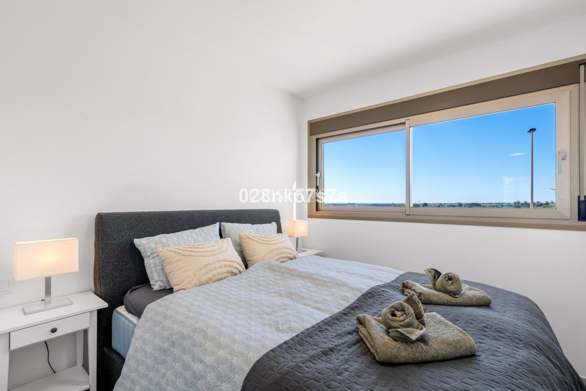 Resale - Apartments -
Orihuela - Orihuela Costa
