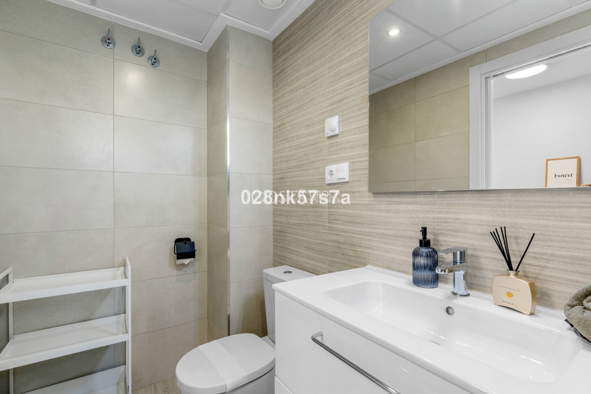 Resale - Apartments -
Orihuela - Orihuela Costa