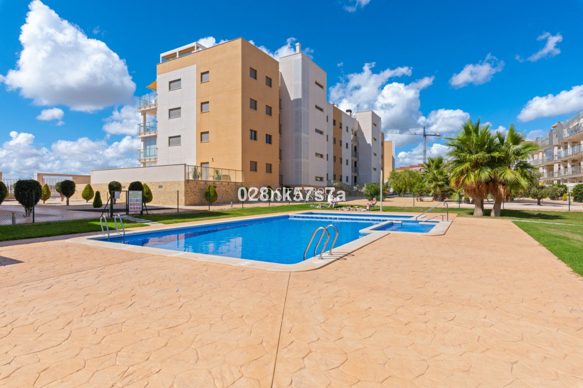 Resale - Apartments -
Orihuela - Orihuela Costa